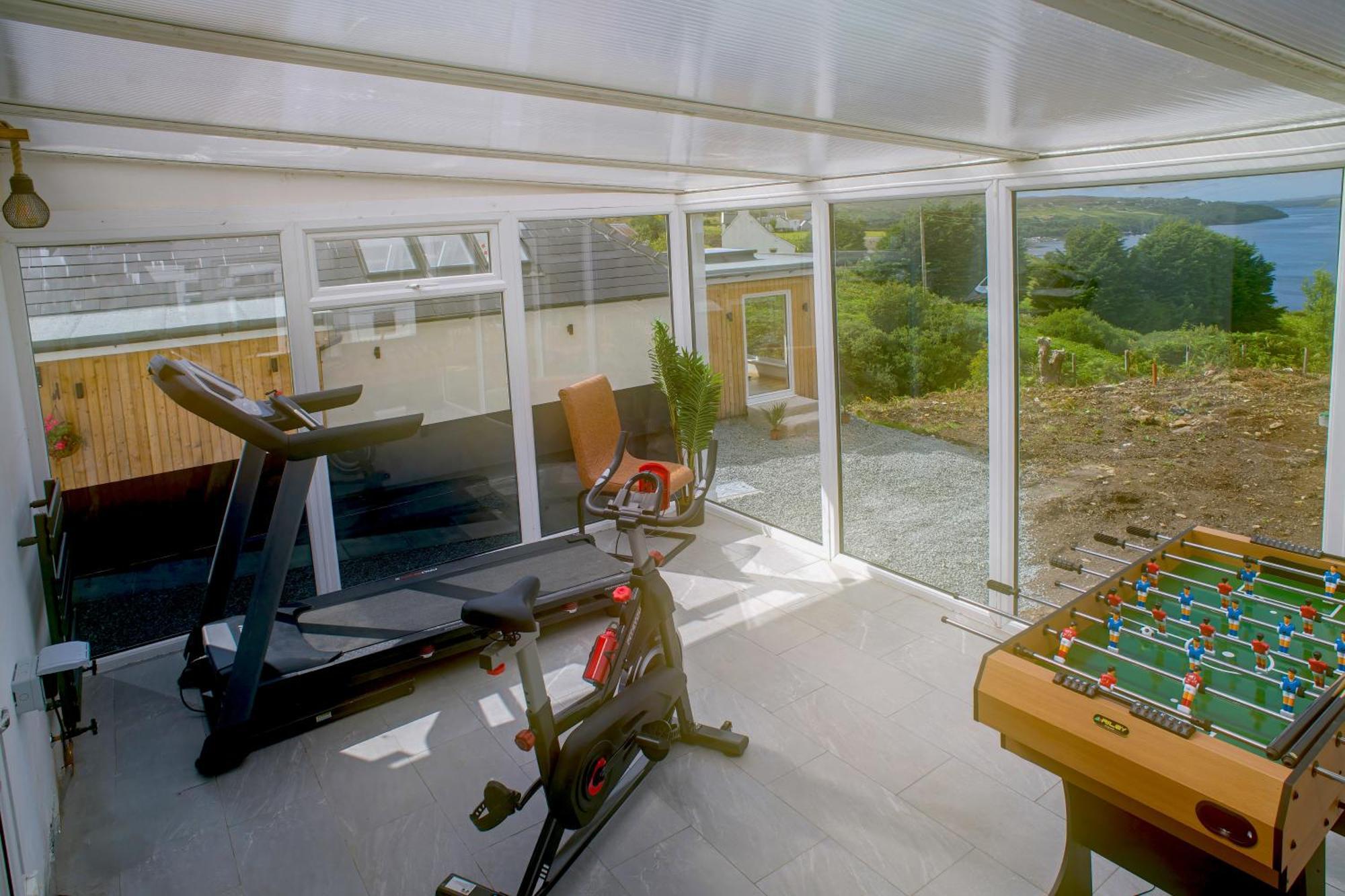 Luxury 4 Bedroom Cottage With Stunning Views Near Fairy Pools! Carbost (Loch Harport, Isle of Skye) Exterior photo